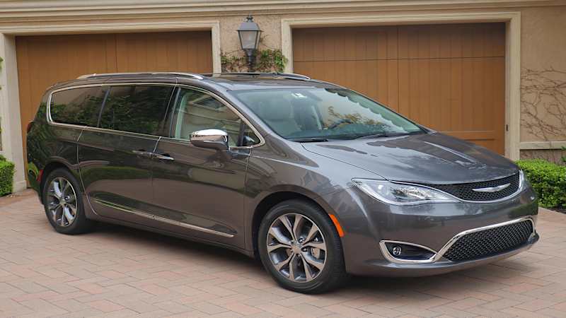 Chrysler Pacifica owners report sudden power loss; FCA can’t figure out why
